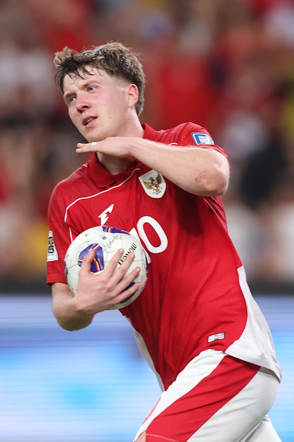 Romenij scores on debut for Indonesia.