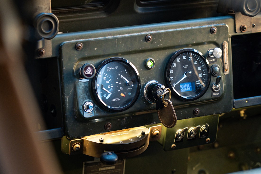 Jaunt turns classic Land Rovers into EVs