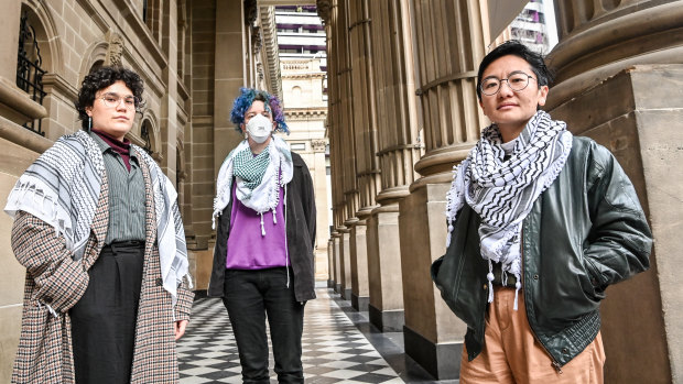 Emails reveal State Library discussed political, religious views of writers