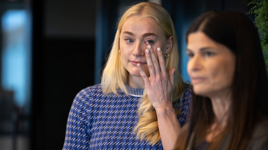 Diamonds defender Jo Weston spoke through tears on Thursday as she described the ‘devastating’ impact of its pay war with Netball Australia.