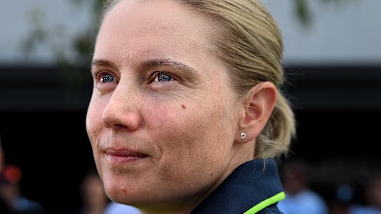 Alyssa Healy announces her retirement.