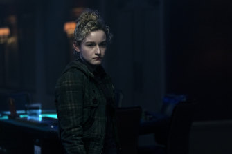 Julia Garner delivers a powerful performance as Ruth Langmore.