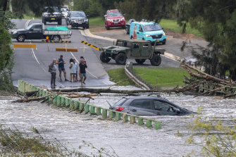 nsw wound dam cabinet open old submerged nepean bridge river car over cobbitty week busted