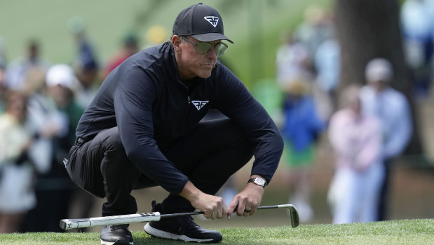 Masters 2023: Phil Mickelson authors the save of his career