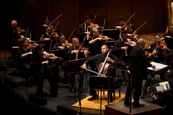 Sheku Kanneh-Mason’s face transforms while he plays the cello, as the MSO swells and sighs behind him.