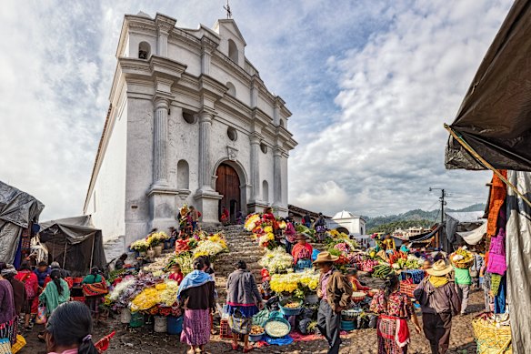 Chichicastenango Market and the Church of Saint Tomas, Guatemala.
