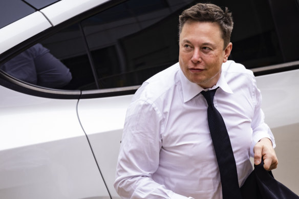 Tesla’s shareholders have become concerned Elon Musk is distracted by his Twitter purchase.