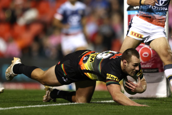 Isaah Yeo storms over for the Panthers’ first try after just three minutes.