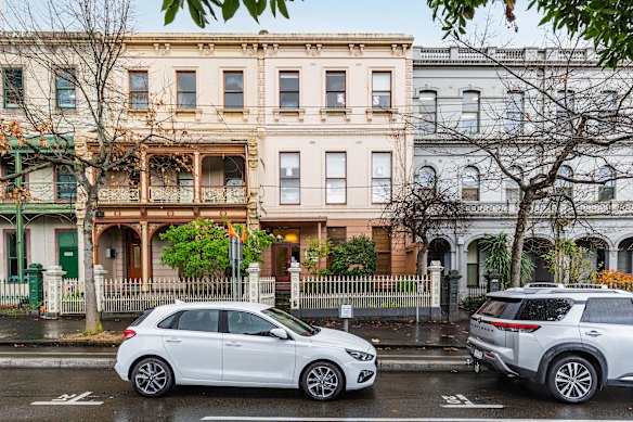 406 Albert Street, East Melbourne, with Nos. 402-404 at the right.