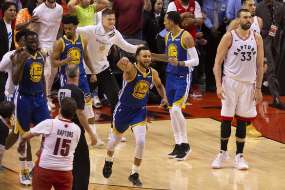 Steph Curry celebrates the Warriors' game five win in Toronto.