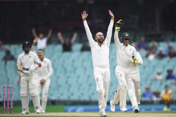 Nathan Lyon took another five wickets in New Zealand's second innings at the SCG.
