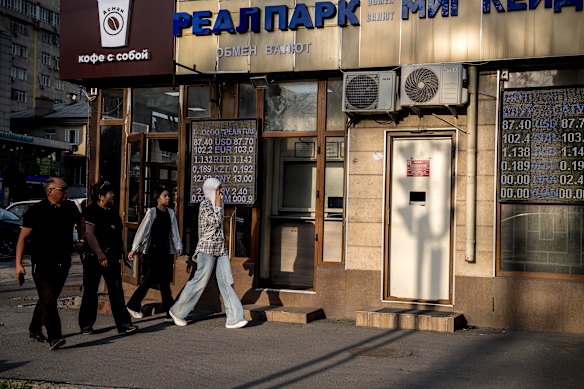 A currency exchange in Bishkek. Kyrgyzstan has shut down elements of A7’s network, and a top Kyrgyz official said the country had taken action against sanctions evasion.