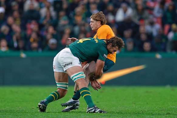 Eben Etzebeth crunches James O’Connor last weekend.