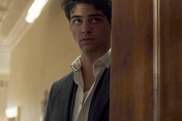 Noah Centineo as Owen Hendricks in a scene from the series The Recruit.