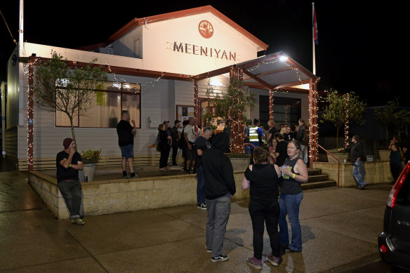 Amyl and the Sniffers premiered a new song at Meeniyan Town Hall. 