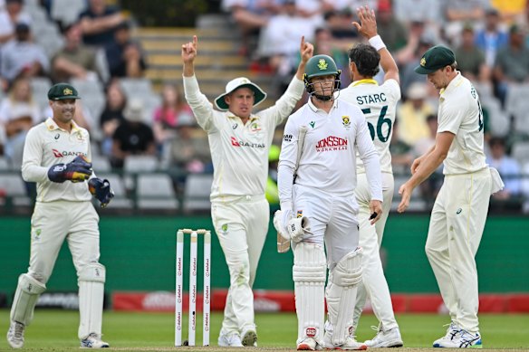 Ryan Rickelton is given out lbw.