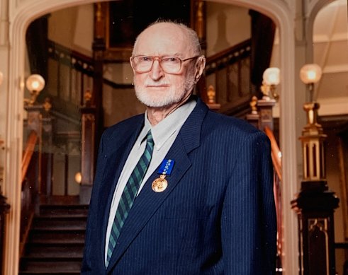 Member of rebellion to bring back Utzon as Opera House architect
