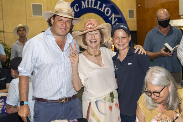 Tom Magnier with Gai Waterhouse at the Magic Millions Yearling Sale in 2022.