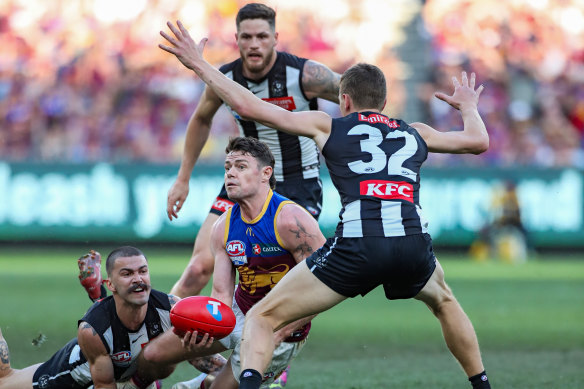 Seven has secured digital streaming rights for the AFL and cricket in 2024.