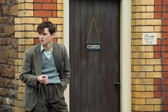 Harry Lawtey plays a young Richard Burton in the biopic Mr Burton.