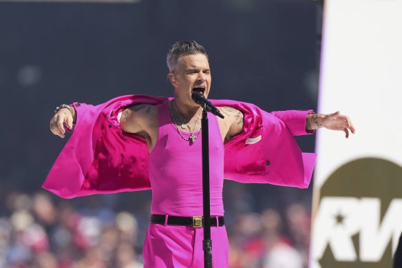 Robbie Williams has stated his support for the stadium.