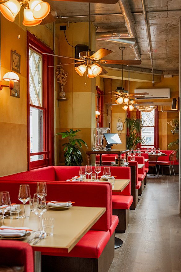The Past Port dining room extends out to overlook the venue’s central balconies.