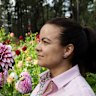 Jen Foster traded a corporate tech job for flower farming. 