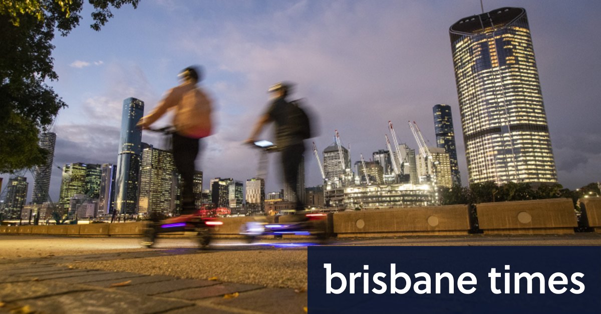 Pria didakwa atas tabrakan e-skuter dengan sepeda motor di Brisbane