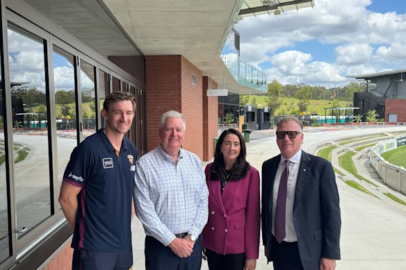 Left to right: Lions co-captain Harris Andrews, Lions CEO Greg Swann, Beyond DV’s Carolyn Robinson and chief justice Will Alstergren.