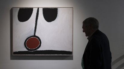On white wings, a reminder of one of the greats of Indigenous art