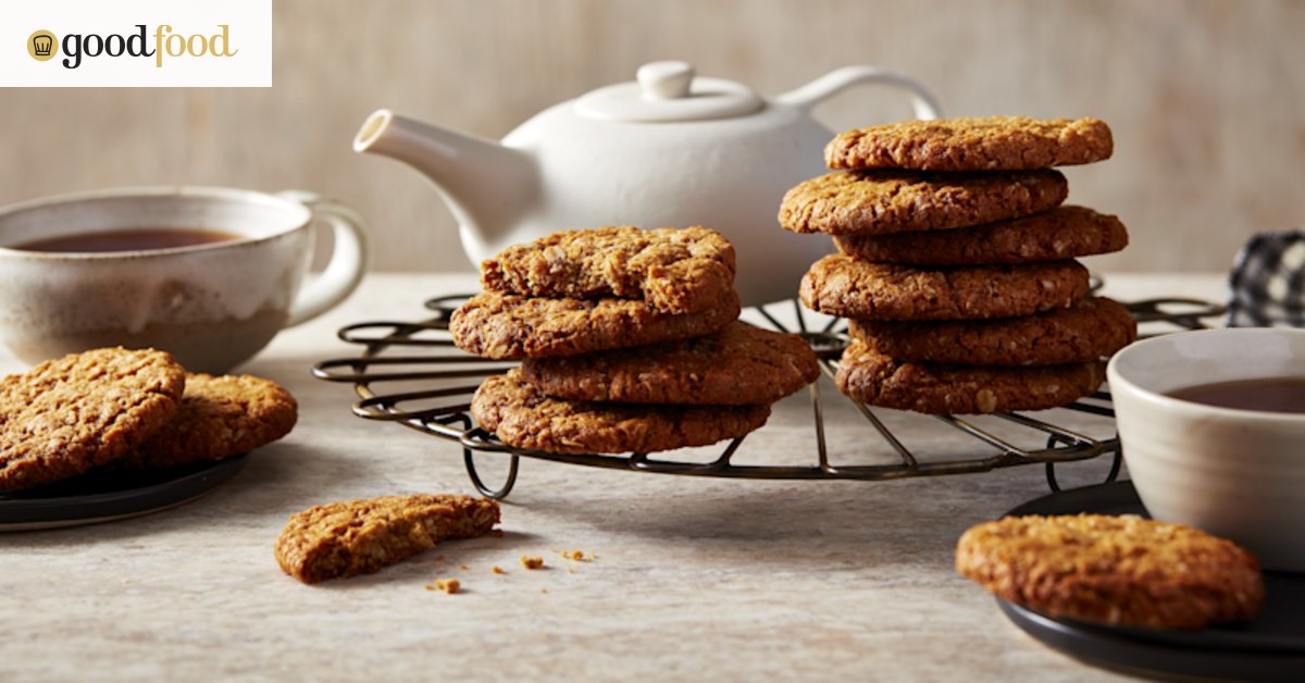 Pick your side: One Anzac biscuit recipe to satisfy both chewy and crunchy devotees