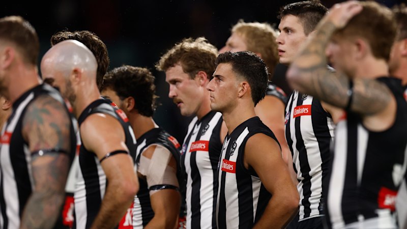 Collingwood fluff their lines, while Freo’s win comes from two bursts