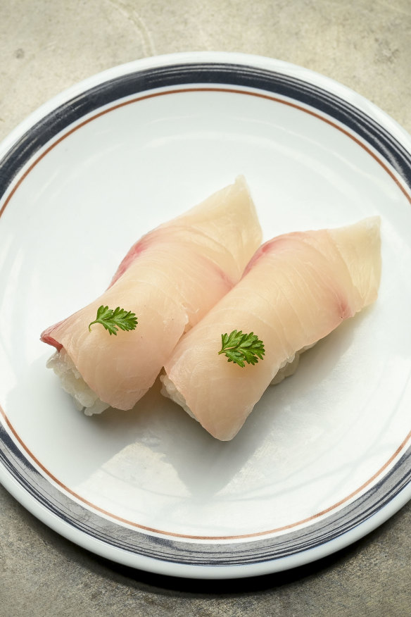Yellowtail nigiri.
