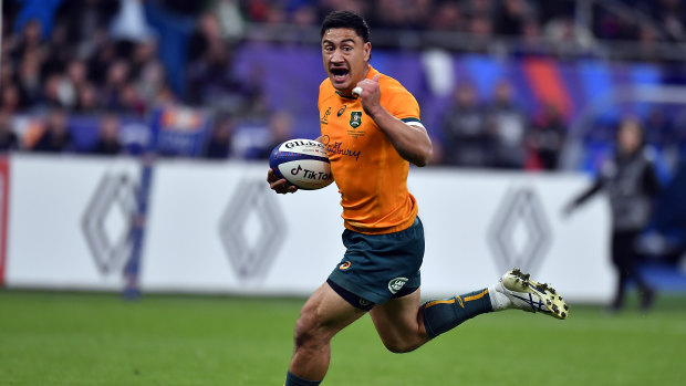 Lalakai Foketi scores a try for the Wallabies against France.