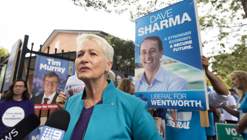 Dr Kerryn Phelps on the campaign trail on Saturday.
