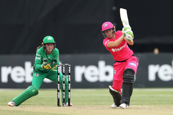 Alyssa Healy ensured the Sixers went out with a bang - with the 30-year-old claiming a century off 48 balls. 