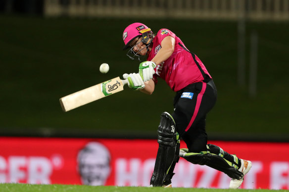 Alyssa Healy led the way for the Sydney Sixers in their WBBL win over the Melbourne Stars in a rain-shortened clash.