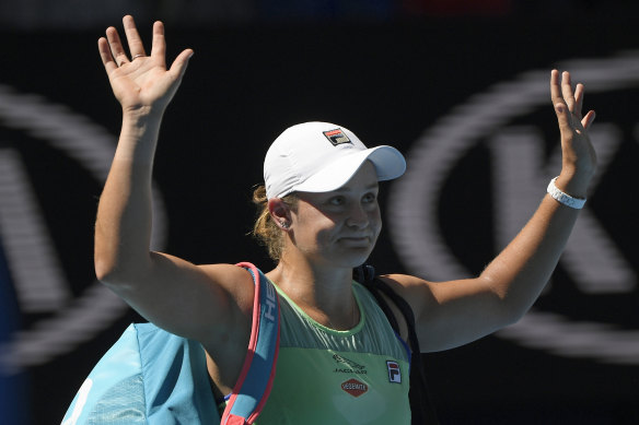 Australia's Ashleigh Barty farewells a shocked Rod Laver Arena crowd after losing her semi-final against Sofia Kenin.