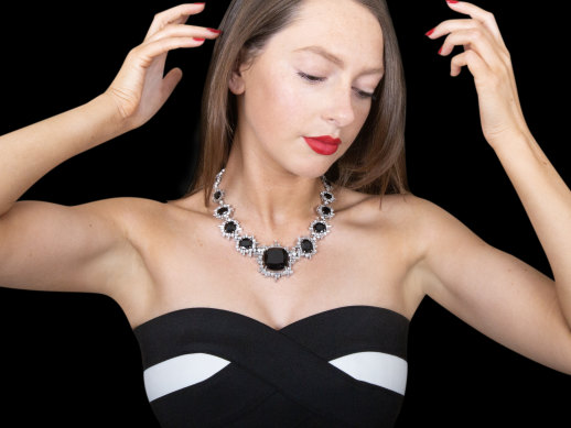 A model wears the Stella necklace,
by Stefano Canturi, from the collection of Melissa Caddick.