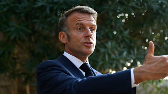 French President Emmanuel Macron is being blamed for stalling a formal pledge to cut emissions by 2035.