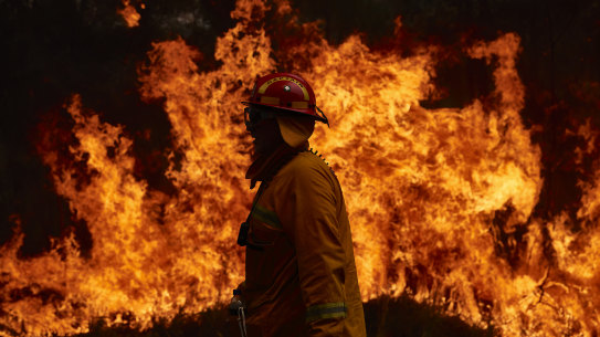 Australia faces the prospect of more devastating climate-fuelled bushfires if global warming is not reined in.