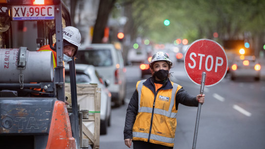 Construction works returns to Melbourne CBD along A’Beckett Street.