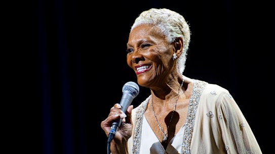 Dionne Warwick is returning to Australia.