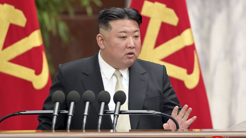 Kuzey Kore lideri Kim Jong-un, gıda kıtlığı raporlarının ortasında tarımda 'devrim niteliğinde değişiklikler' emri verdi