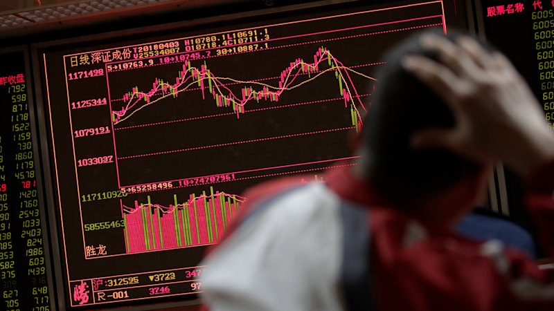 Investors Shift To Energy, Staples