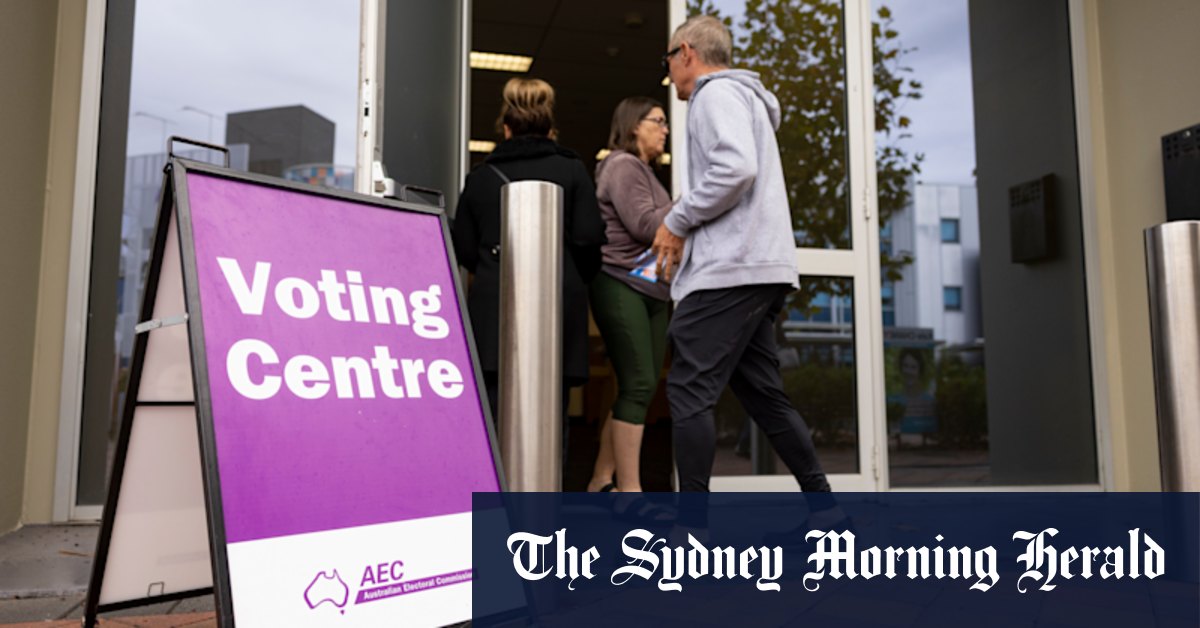 Symptomatic but COVID-negative WA voters can vote in person after rule change - Vimarsana News