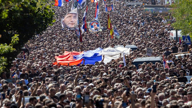 ‘Butcher of Bosnia’ buried a ‘hero’: Mass crowd for funeral of Serbian war criminal