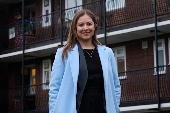 Jackie Olling swapped Sydney for London, where she pays more rent but is much better off.