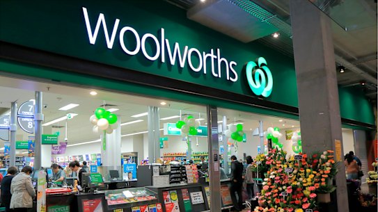 Woolworths reported NPAT up xx per cent to xx .