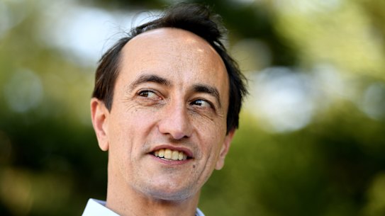 Wentworth candidate Dave Sharma apologises for calling teachers 'underemployed'